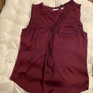 New York & company size large burgundy silky top